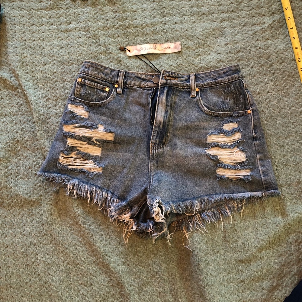 Cut Off Jeans Mustard Seed Brand